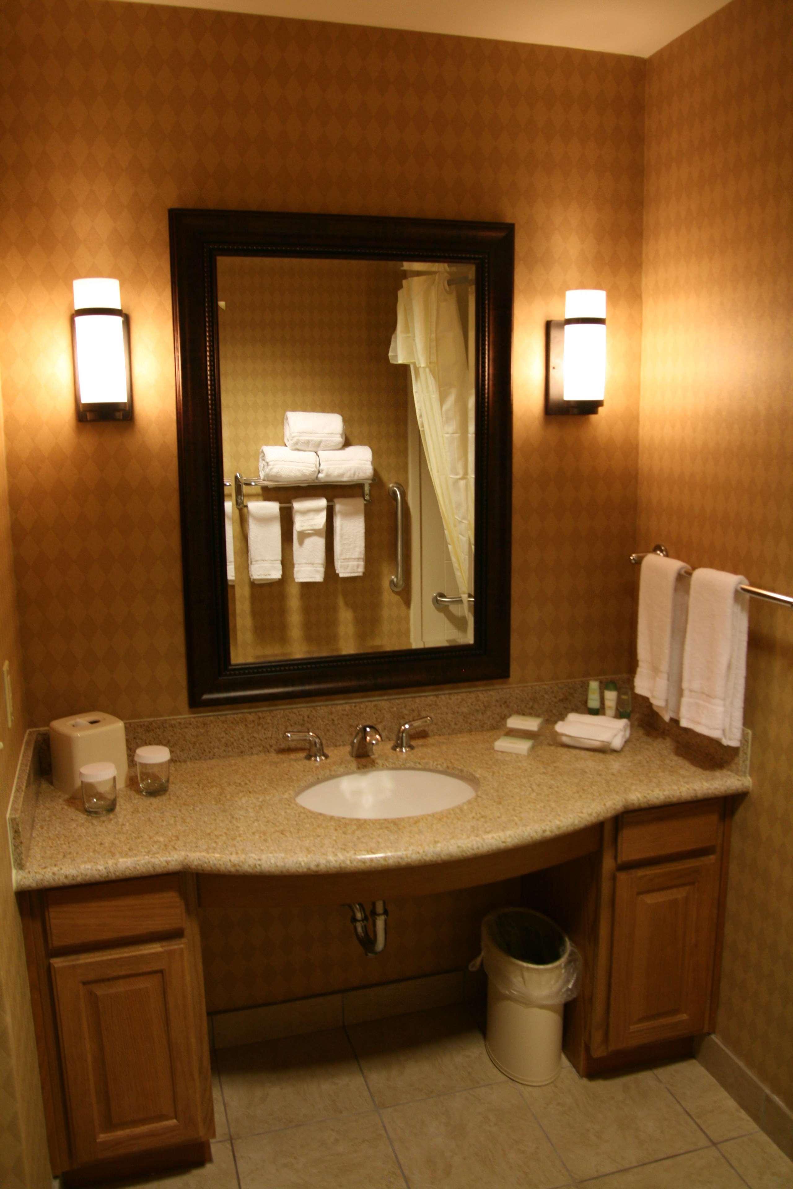 Homewood Suites By Hilton Фейетвилл Номер фото